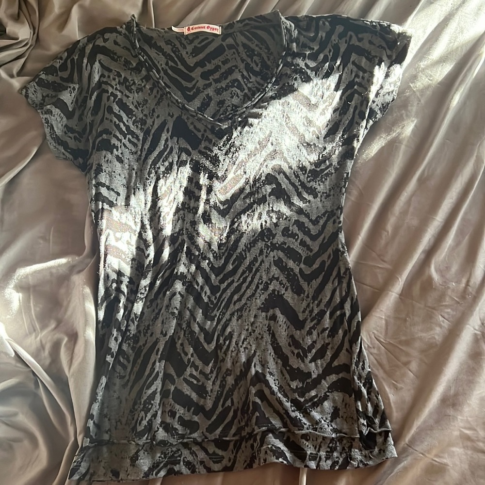 zebra print like brand new v cut shirt